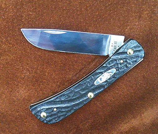 This sharp skinning-style blade should see plenty of good use.